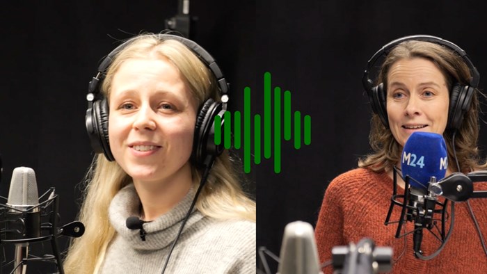 Bilde av jentene som har podcast