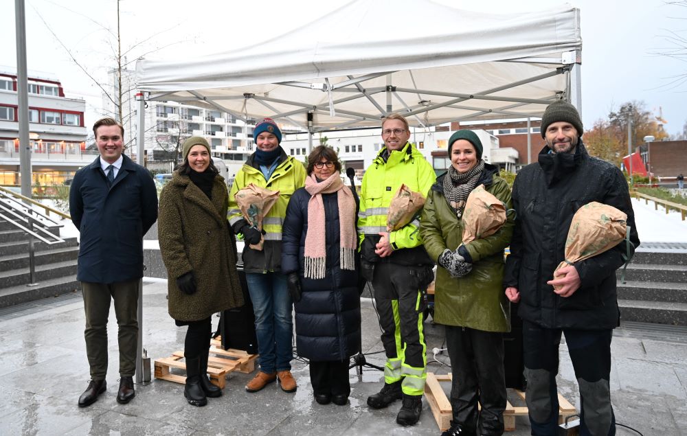 Gruppebilde av involverte i prosjektet Bekkestua nord