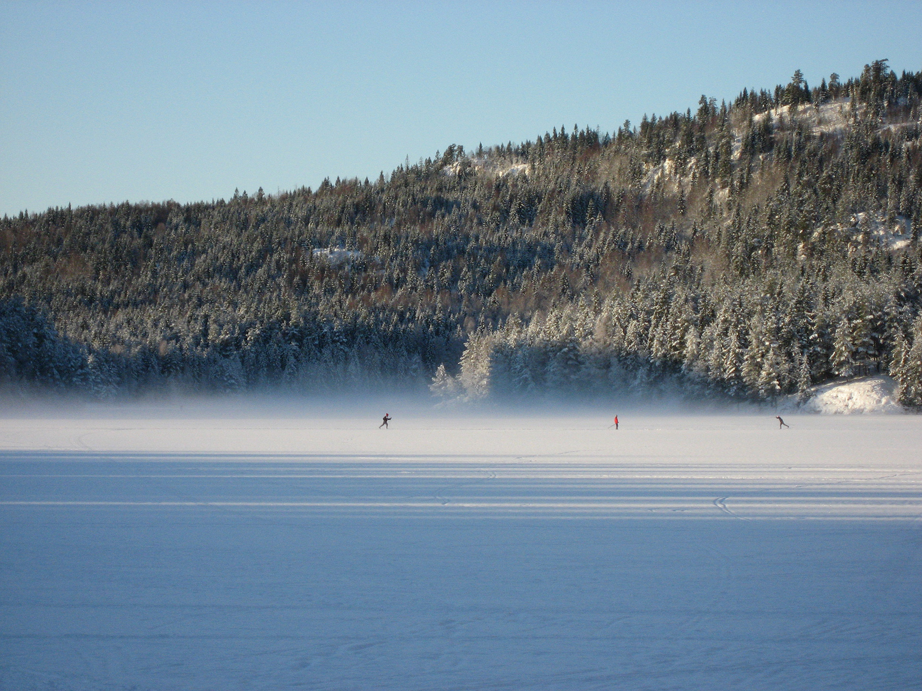 Skiløpere på Østernvann